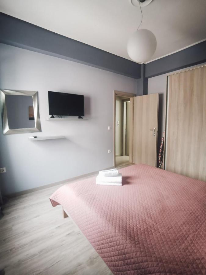 Efrosini'S By The Sea Apartment Chalkida Exterior photo